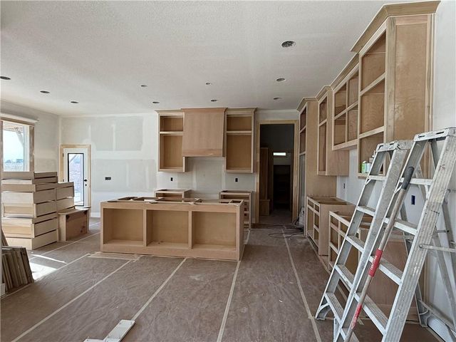 3409 W 187th Street, Overland Park, KS 66085