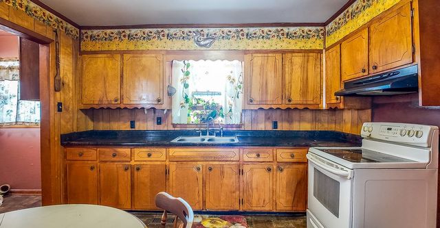 3030 Clover Lane, Hopkinsville, KY 42240