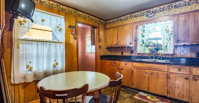 3030 Clover Lane, Hopkinsville, KY 42240