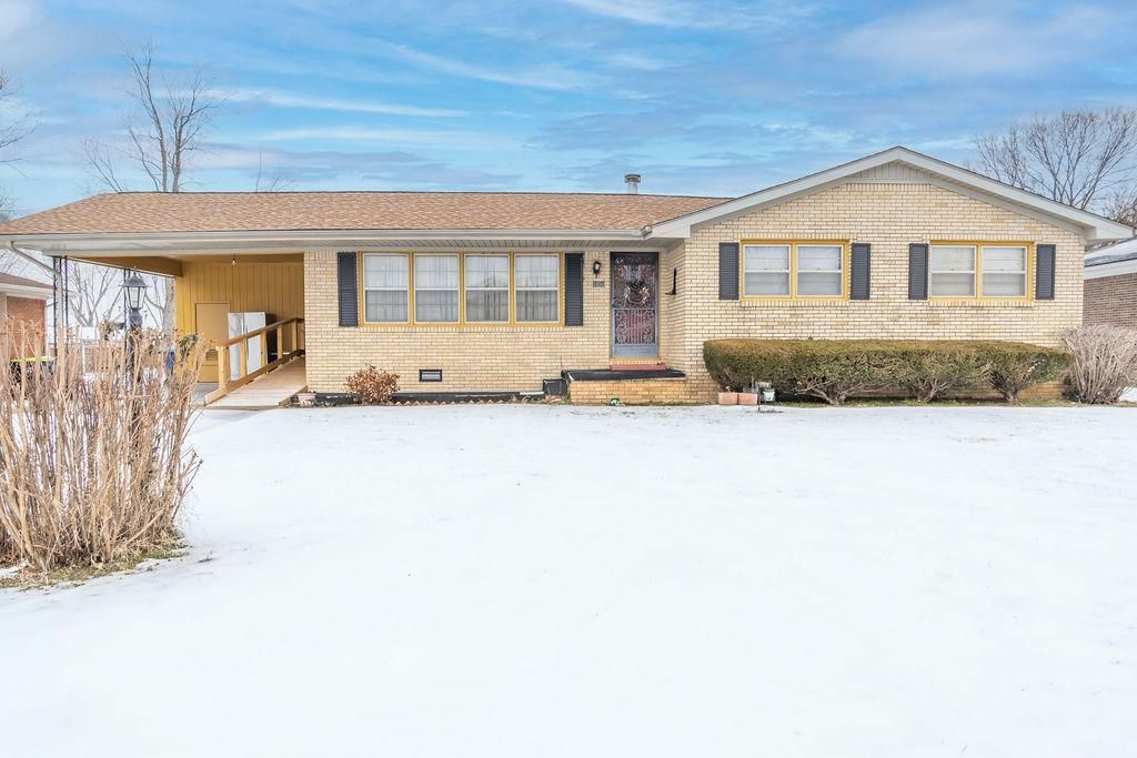 3030 Clover Lane, Hopkinsville, KY 42240