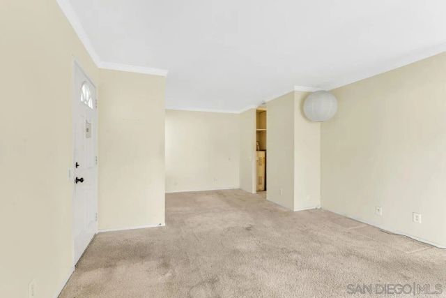 8620 Via Mallorca H, La Jolla, CA 92037
