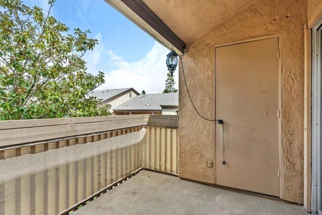 8620 Via Mallorca H, La Jolla, CA 92037