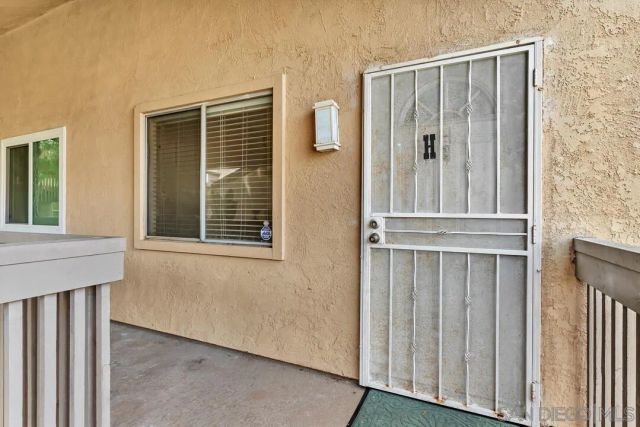 8620 Via Mallorca H, La Jolla, CA 92037