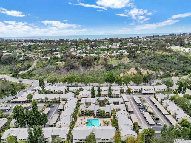 8620 Via Mallorca H, La Jolla, CA 92037