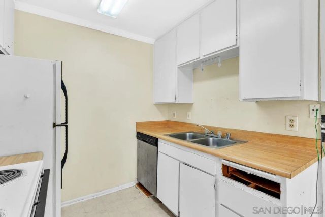 8620 Via Mallorca H, La Jolla, CA 92037