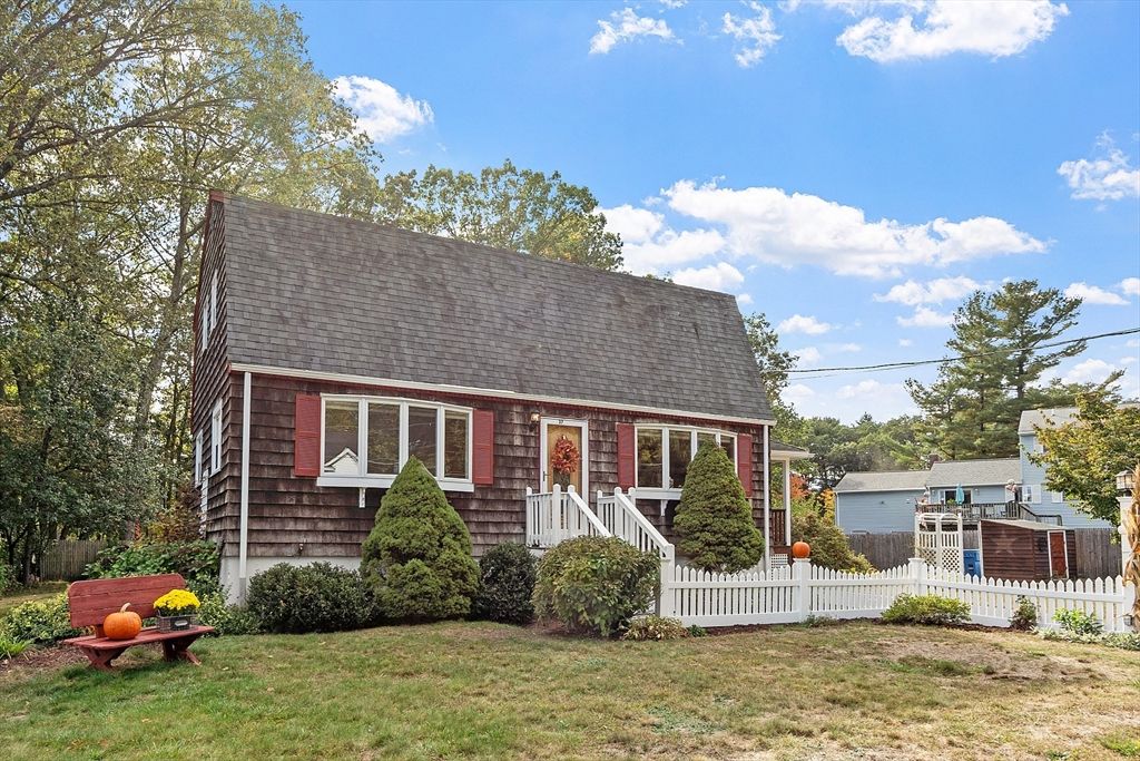 37 Porter Street, Billerica, MA 01821