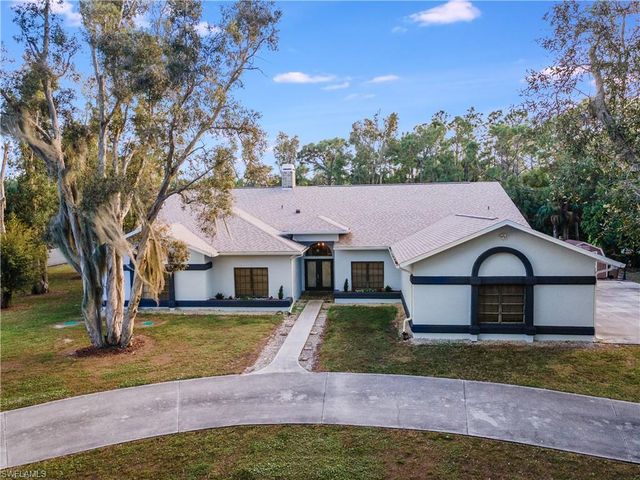 706 SW 6th ST, Cape Coral, FL 33991