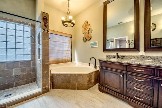 706 SW 6th ST, Cape Coral, FL 33991