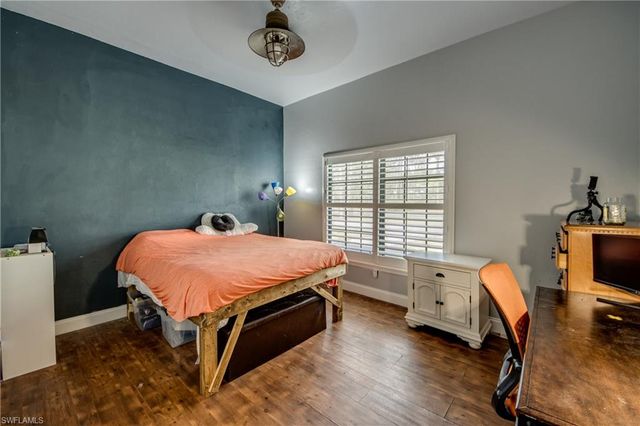 706 SW 6th ST, Cape Coral, FL 33991