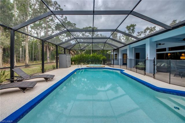 706 SW 6th ST, Cape Coral, FL 33991