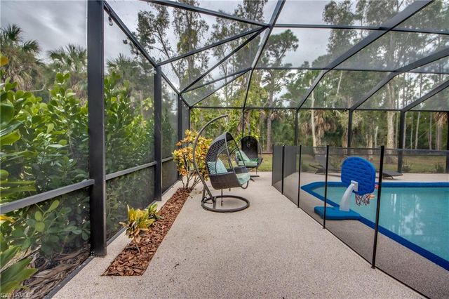 706 SW 6th ST, Cape Coral, FL 33991