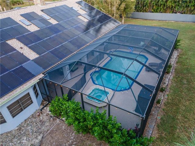 706 SW 6th ST, Cape Coral, FL 33991