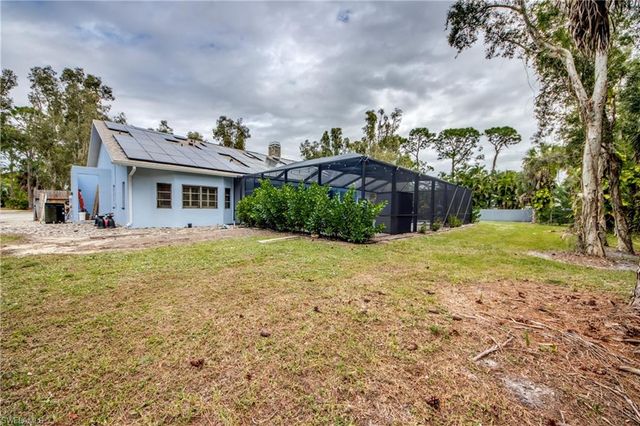 706 SW 6th ST, Cape Coral, FL 33991