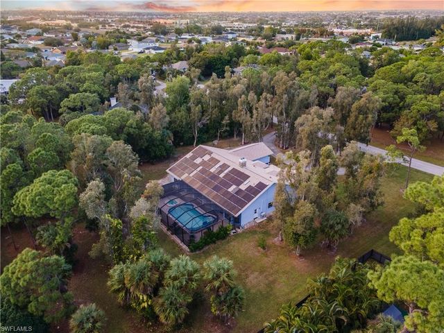 706 SW 6th ST, Cape Coral, FL 33991