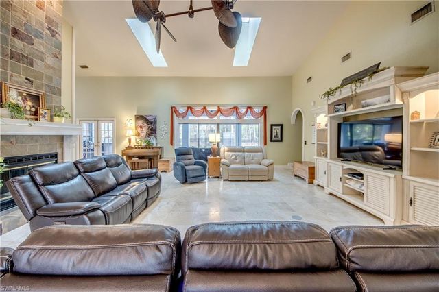 706 SW 6th ST, Cape Coral, FL 33991