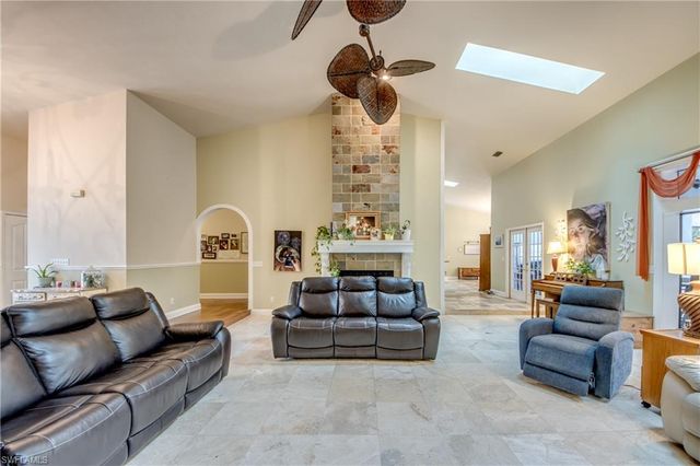 706 SW 6th ST, Cape Coral, FL 33991