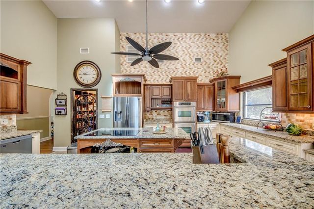 706 SW 6th ST, Cape Coral, FL 33991