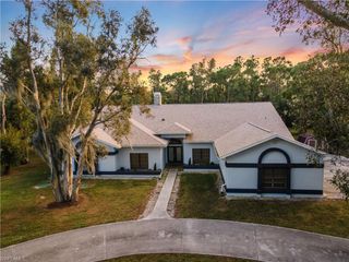 706 SW 6th ST, Cape Coral, FL 33991