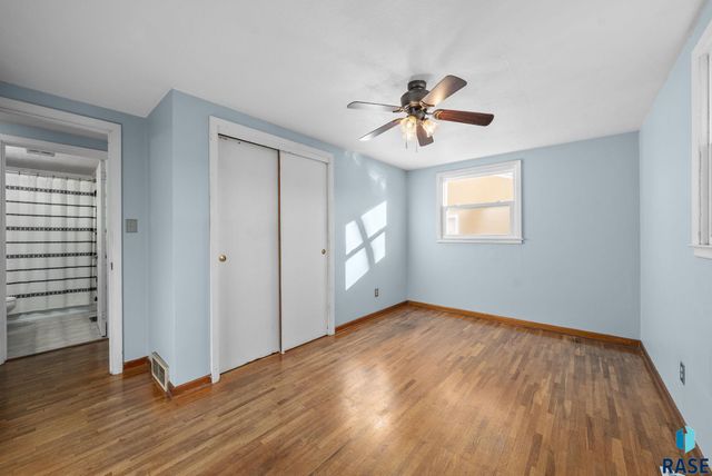 5800 W 15th St Street, Sioux Falls, SD 57106