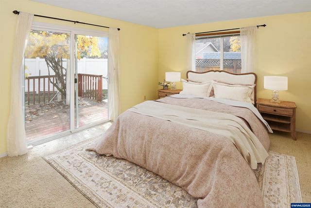 1124 Lakewood St SW, Albany, OR 97321