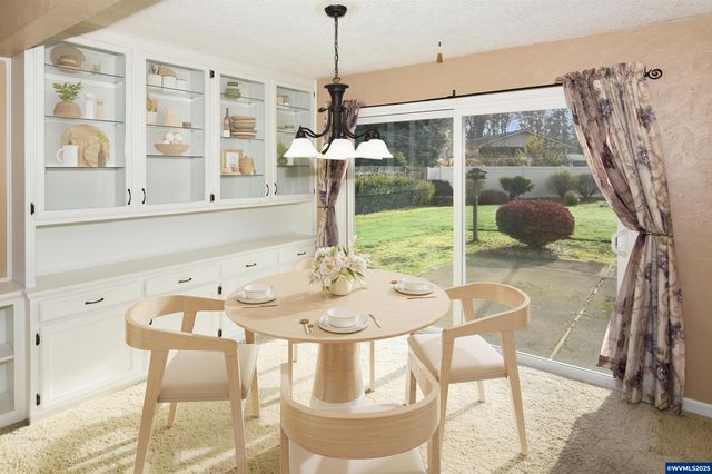 1124 Lakewood St SW, Albany, OR 97321