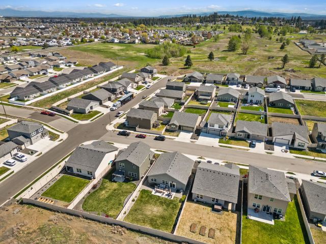 8116 COLWOOD Rd, Cheney, WA 99004