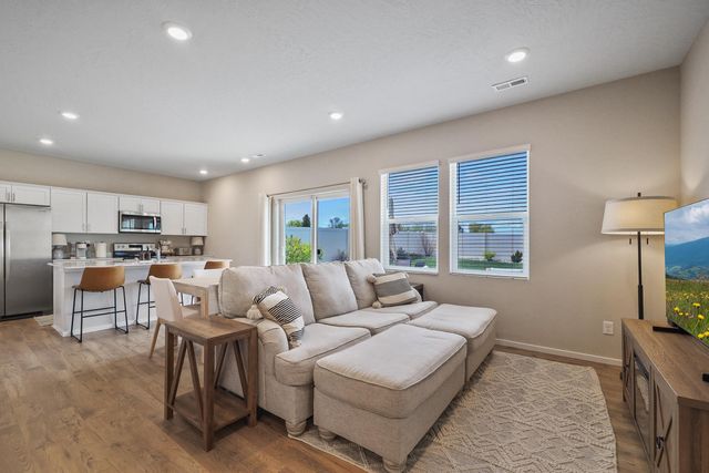 8116 COLWOOD Rd, Cheney, WA 99004