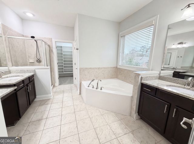 4030 Manor Place Drive, Roswell, GA 30075