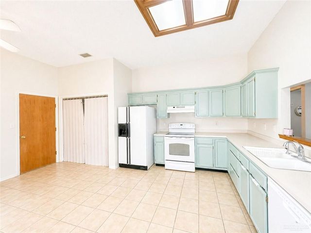 7400 N 22nd Street, Mcallen, TX 78504