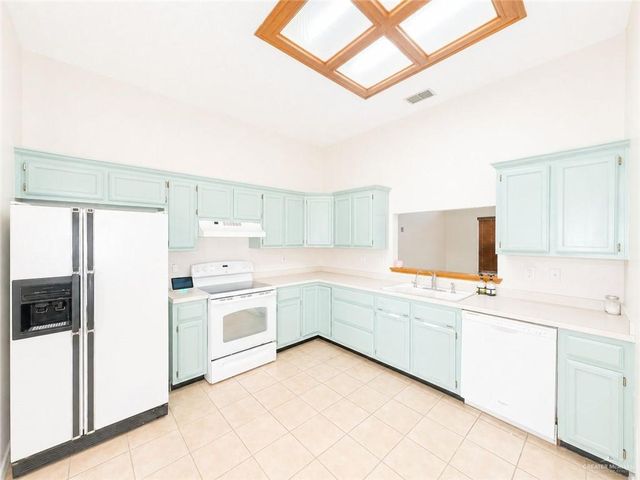 7400 N 22nd Street, Mcallen, TX 78504
