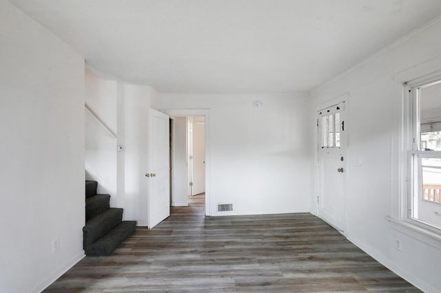 2826 Grand Street NE, Minneapolis, MN 55418