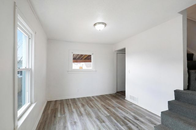 2826 Grand Street NE, Minneapolis, MN 55418