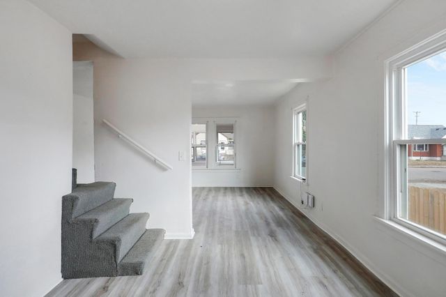 2826 Grand Street NE, Minneapolis, MN 55418