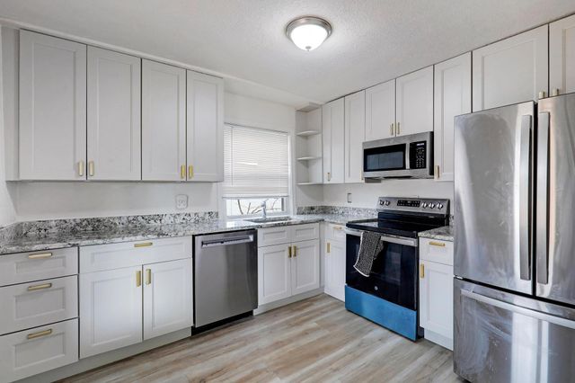 2826 Grand Street NE, Minneapolis, MN 55418