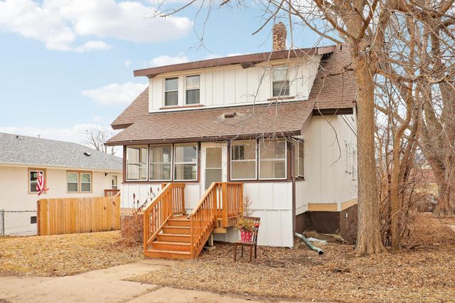 2826 Grand Street NE, Minneapolis, MN 55418