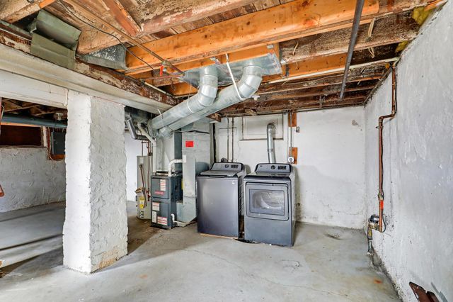 2826 Grand Street NE, Minneapolis, MN 55418