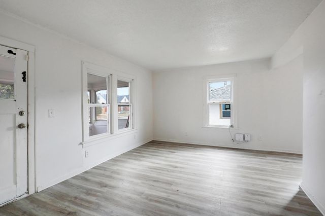 2826 Grand Street NE, Minneapolis, MN 55418