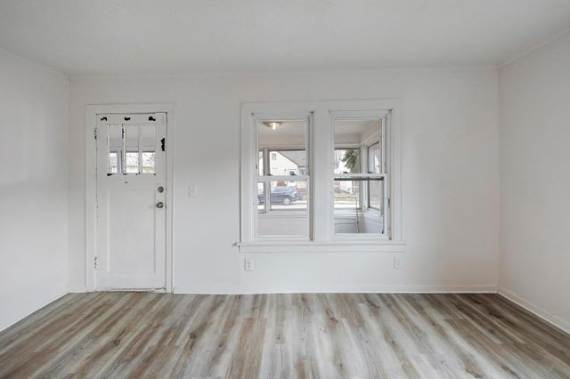 2826 Grand Street NE, Minneapolis, MN 55418