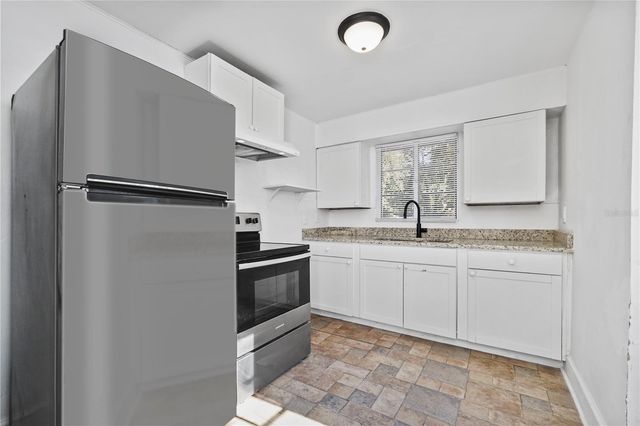 1730 N ORANGE STREET, Mount Dora, FL 32757