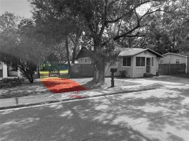 1730 N ORANGE STREET, Mount Dora, FL 32757