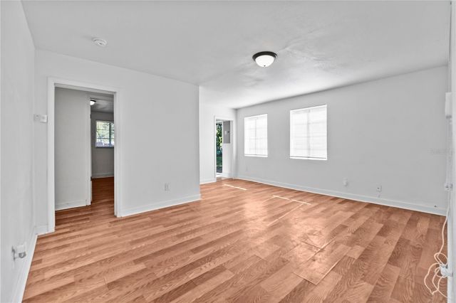 1730 N ORANGE STREET, Mount Dora, FL 32757