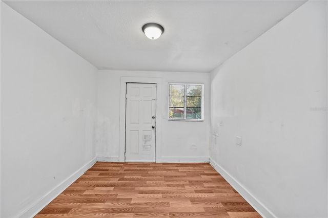 1730 N ORANGE STREET, Mount Dora, FL 32757