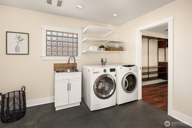 1016 NE 95th Street, Seattle, WA 98115