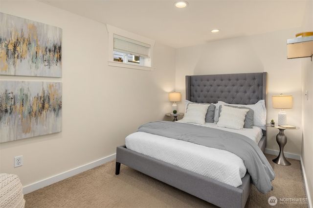1016 NE 95th Street, Seattle, WA 98115
