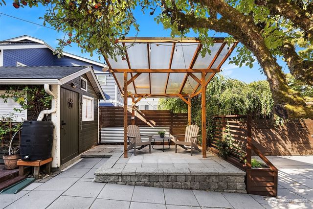 1016 NE 95th Street, Seattle, WA 98115