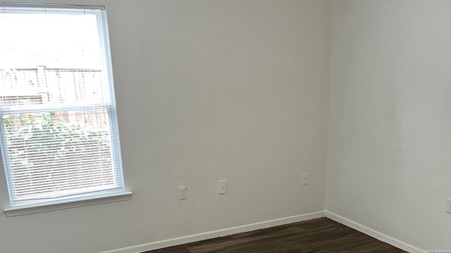 2825 MORALES ST, San Antonio, TX 78207