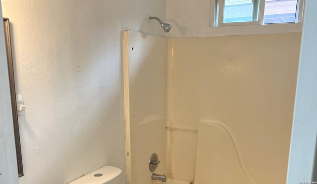 2825 MORALES ST, San Antonio, TX 78207