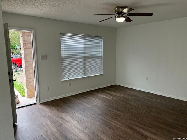2825 MORALES ST, San Antonio, TX 78207