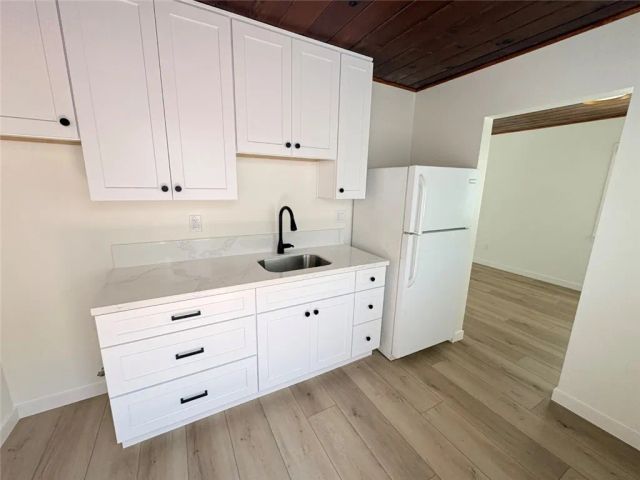 8 Santa Ana 8, Long Beach, CA 90803