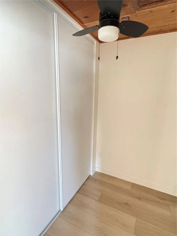 8 Santa Ana 8, Long Beach, CA 90803